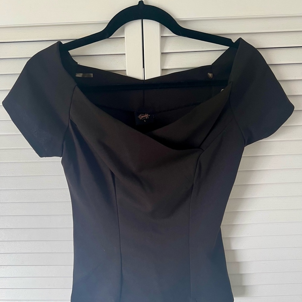 Elegant Black Short Sleeve Top